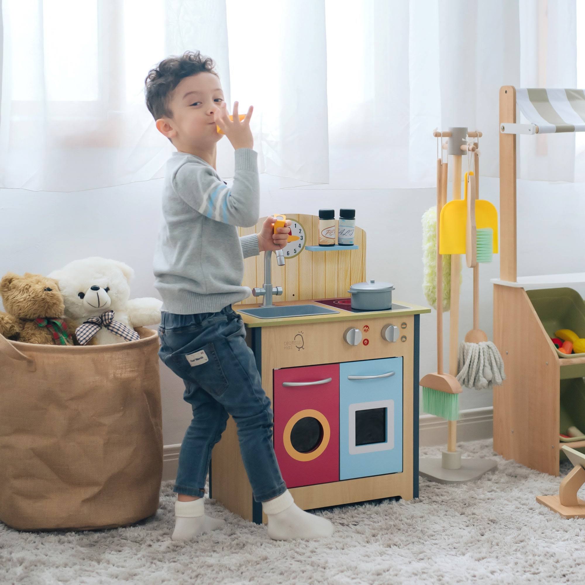 Teamson Kids - Little Chef Porto Classic Play Kitchen - Wood