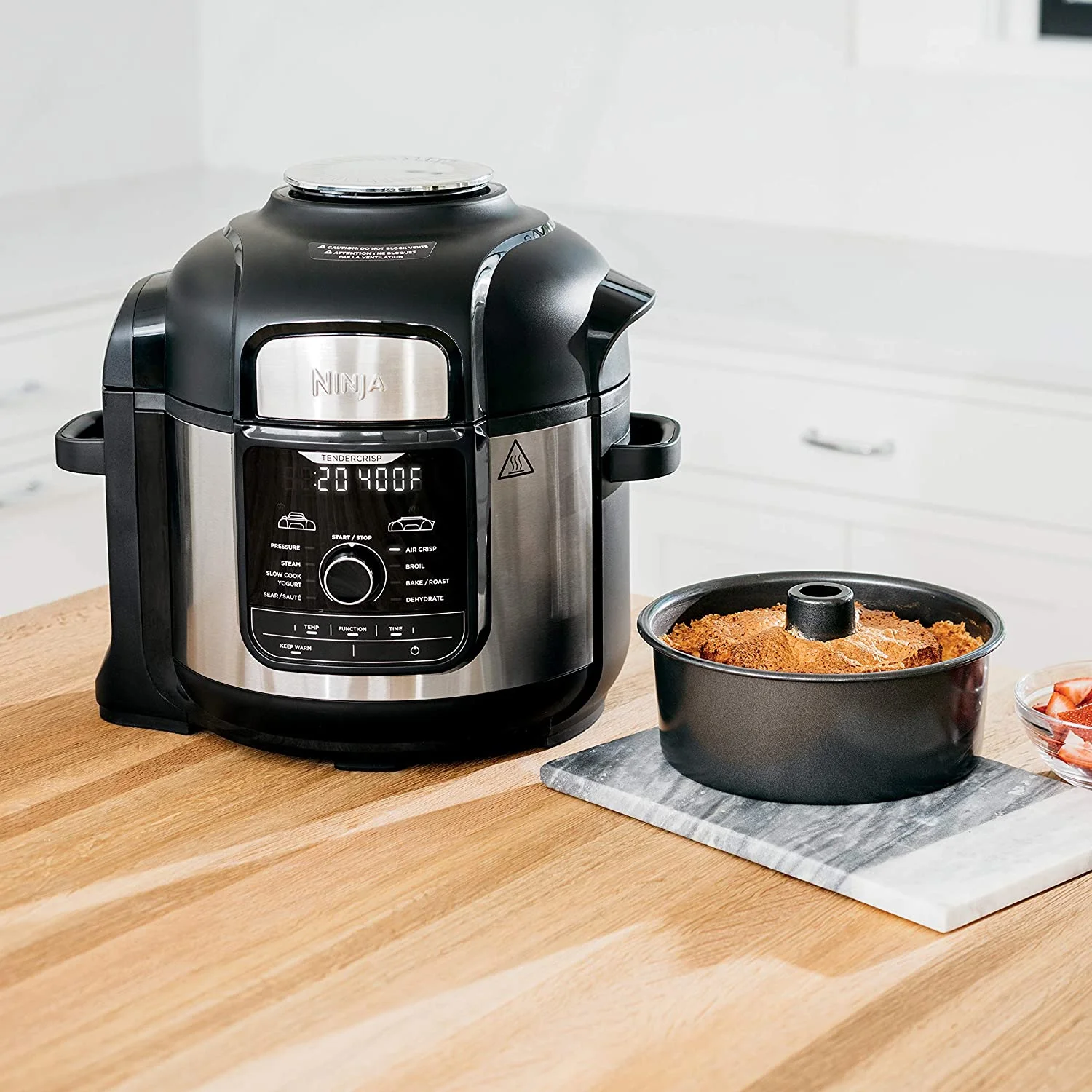 Restored Ninja Foodi 8-qt. 9-in-1 Deluxe XL Pressure Cooker & Air Fryer FD401 (Refurbished)