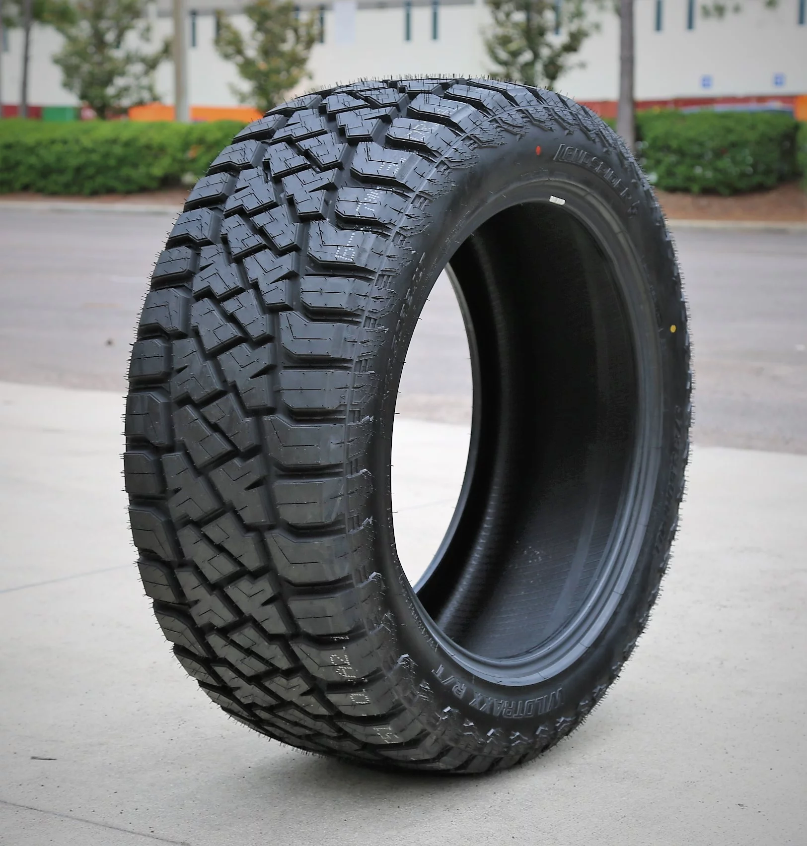 Tire Landspider Wildtraxx R/T LT 325/65R18 Load E 10 Ply RT Rugged Terrain Fits: 2023 Ram 1500 TRX
