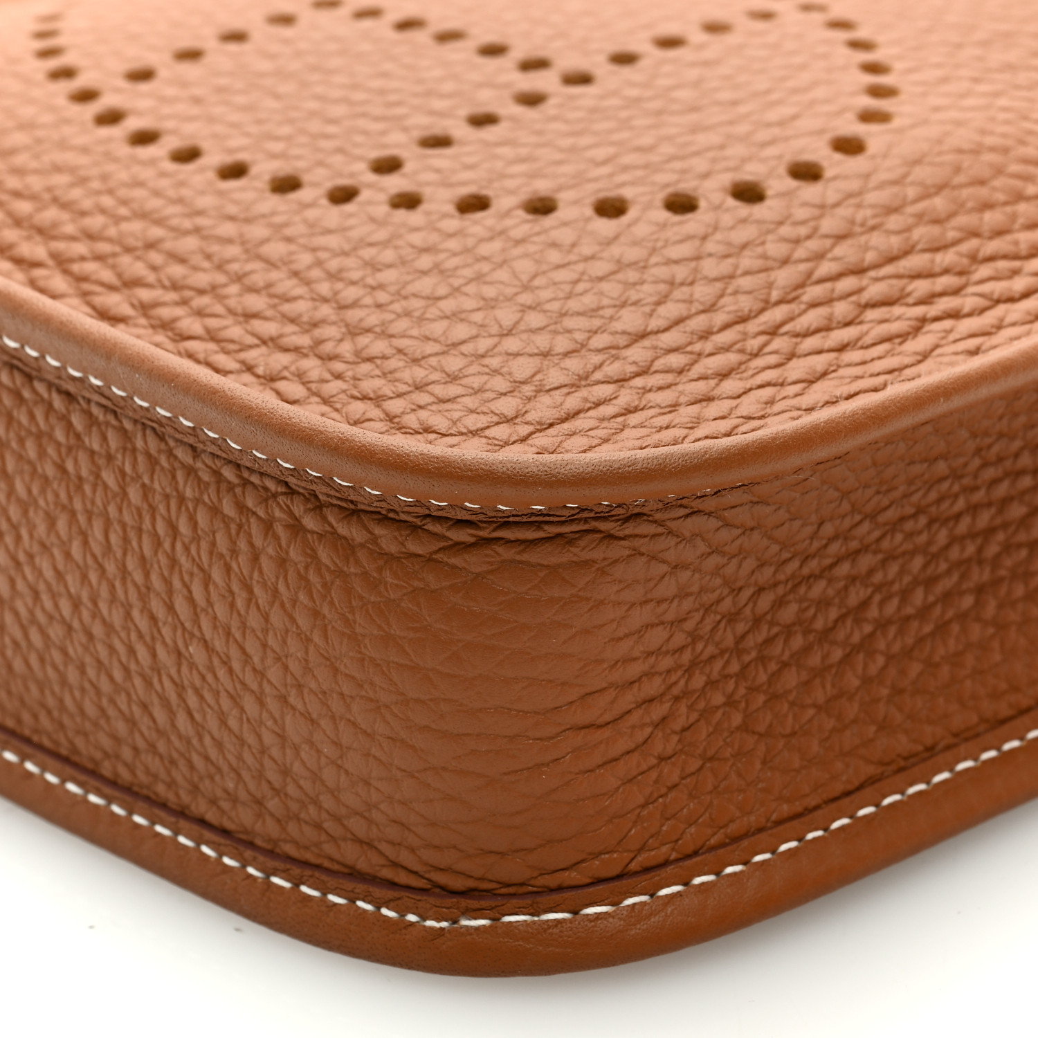 HERMES Taurillon Clemence Evelyne TPM Gold