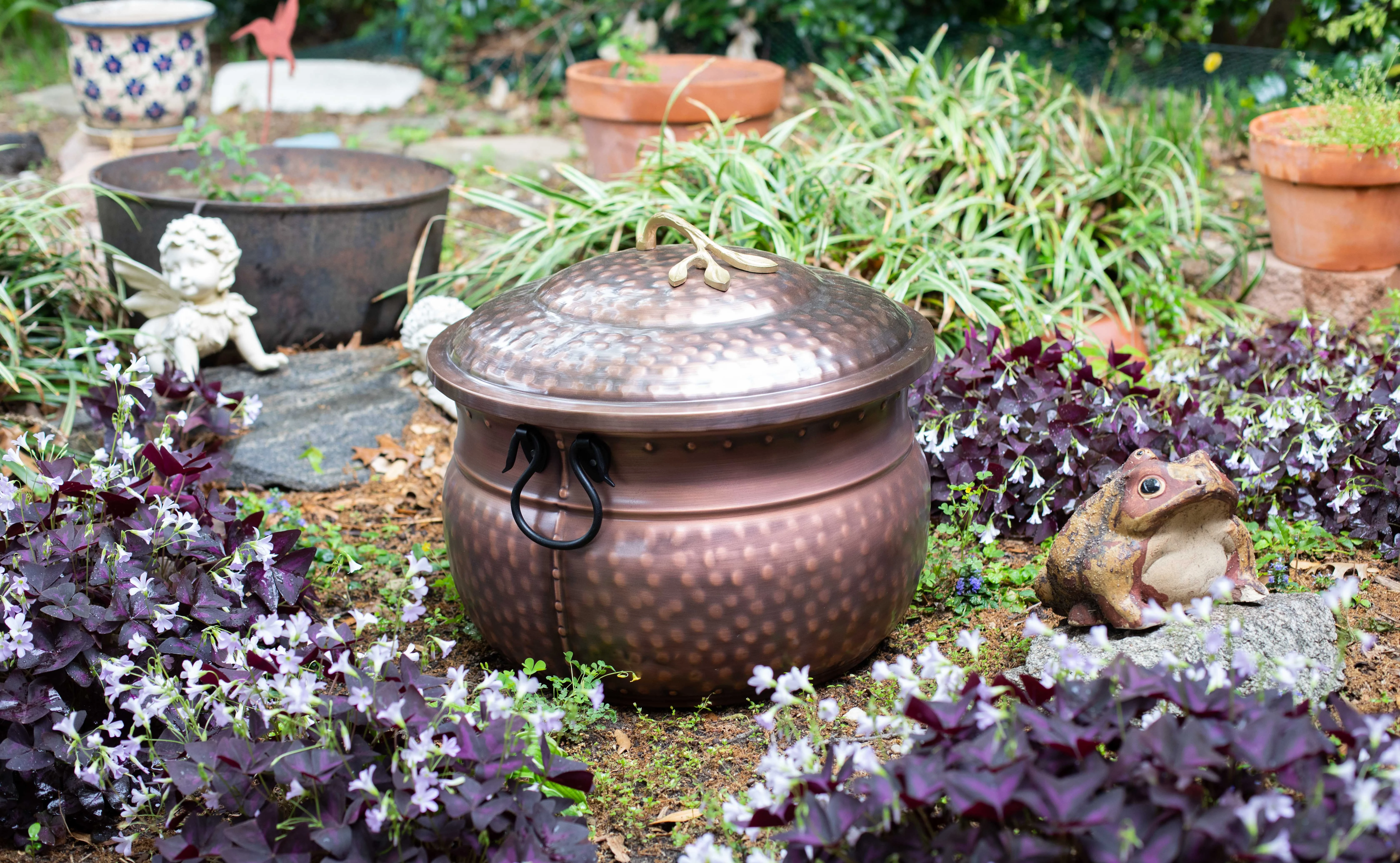 BirdRock Home Garden Water Hose Pot with Lid - Radiant Selections