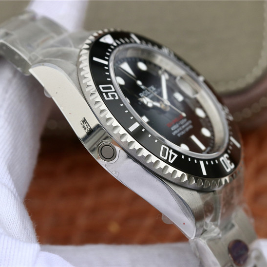Sea Dweller Silver Black Dial 43mm