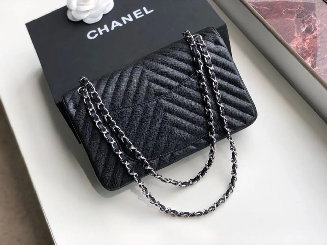 Chanel Chevron Classic Handbag Silver Hardware Black For Women, Women&rsquo;s Bags, Shoulder And Crossbody Bags 10.2in/26cm