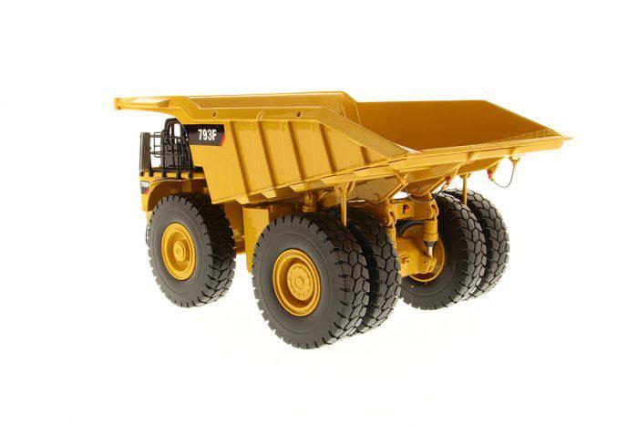 Caterpillar 793F Mining Truck High Line - 1/50 Scale