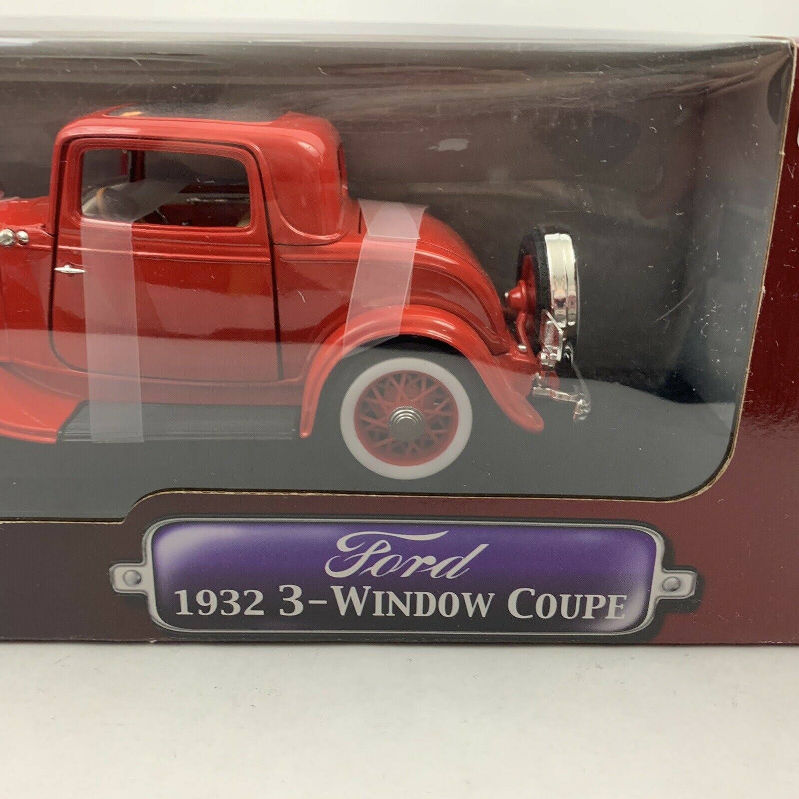 1932 Ford 3 Window Coupe Blue 1/18 Diecast Car Model by Road Signature