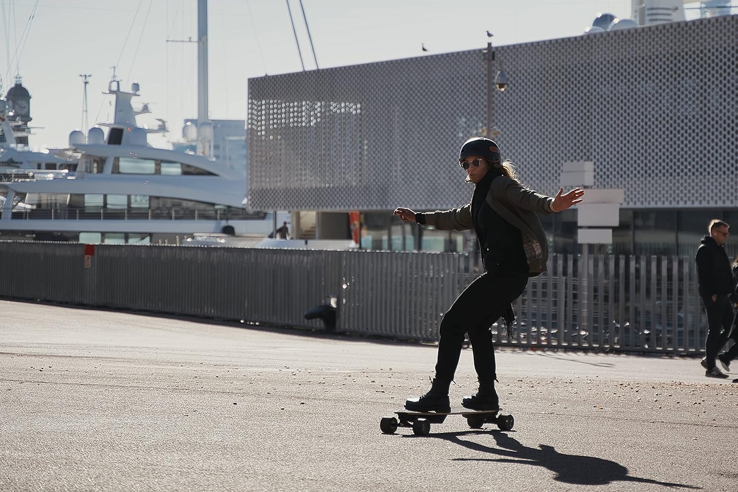 MEEPO V5 Electric Skateboard with Helmet