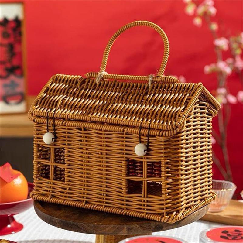 Rattan House Shaped Basket with Lid, Decorative Hand Woven Shelf Organizer with Folding Handle, Harvest Wicker Basket for Picnics, Easter, Organizing