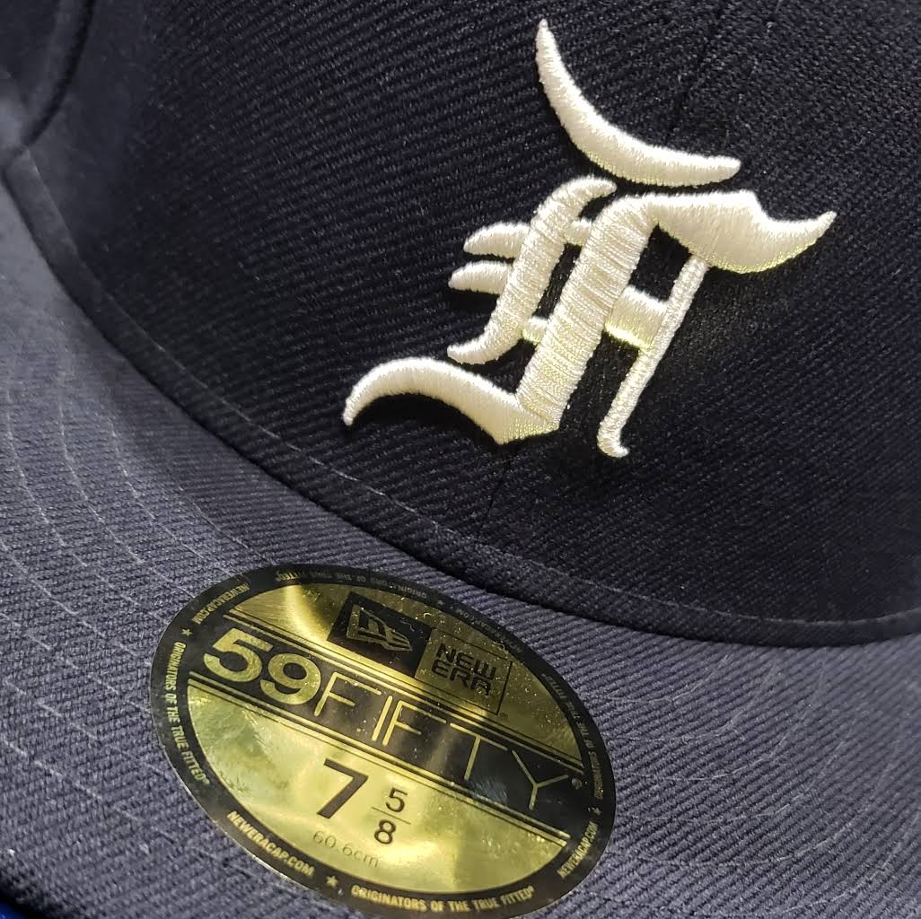 New Era Mens x Fear of God Fitted Cap - Navy/White Size 7 5/8