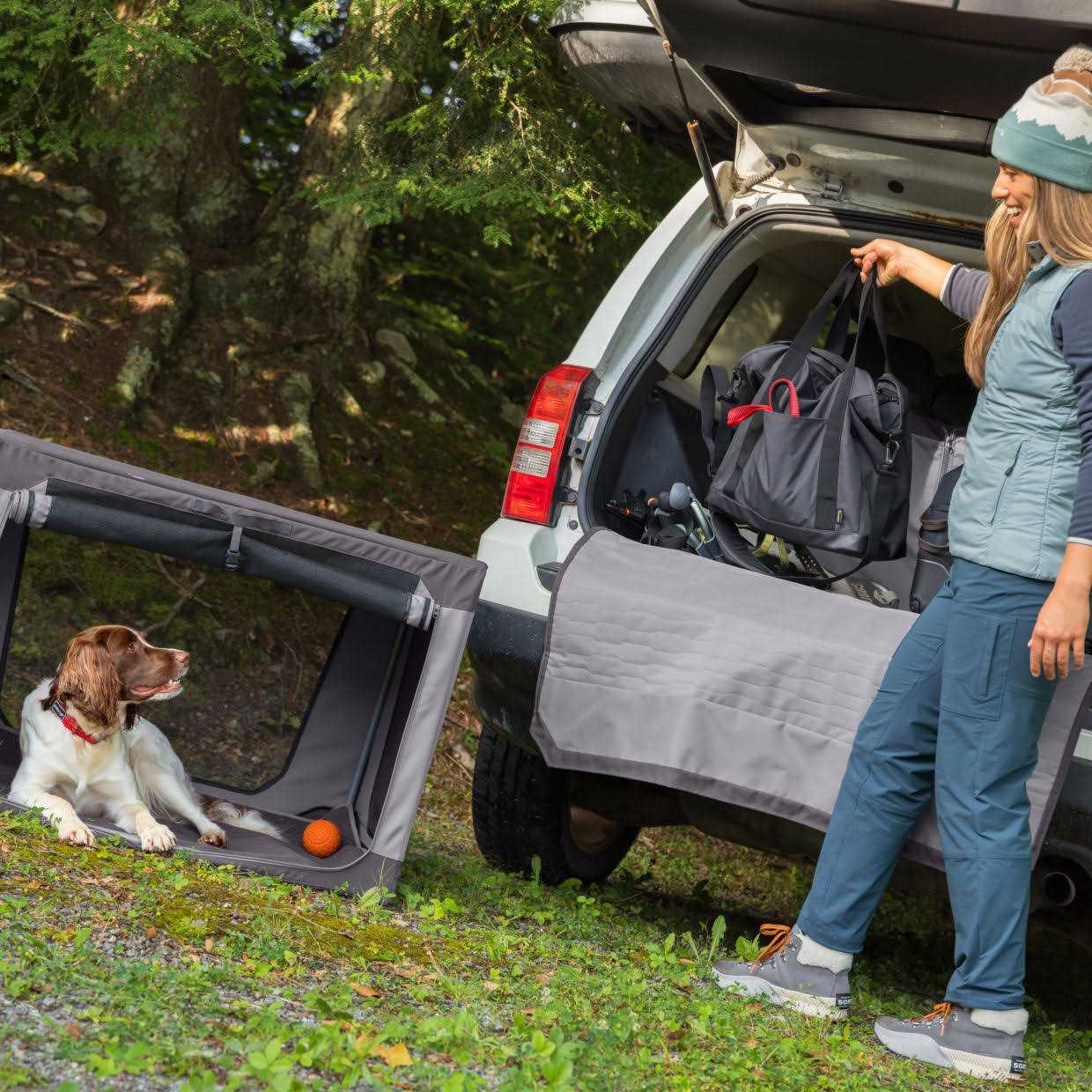 Orvis Tough Trail Folding Travel Crate - Pet Supplies online store