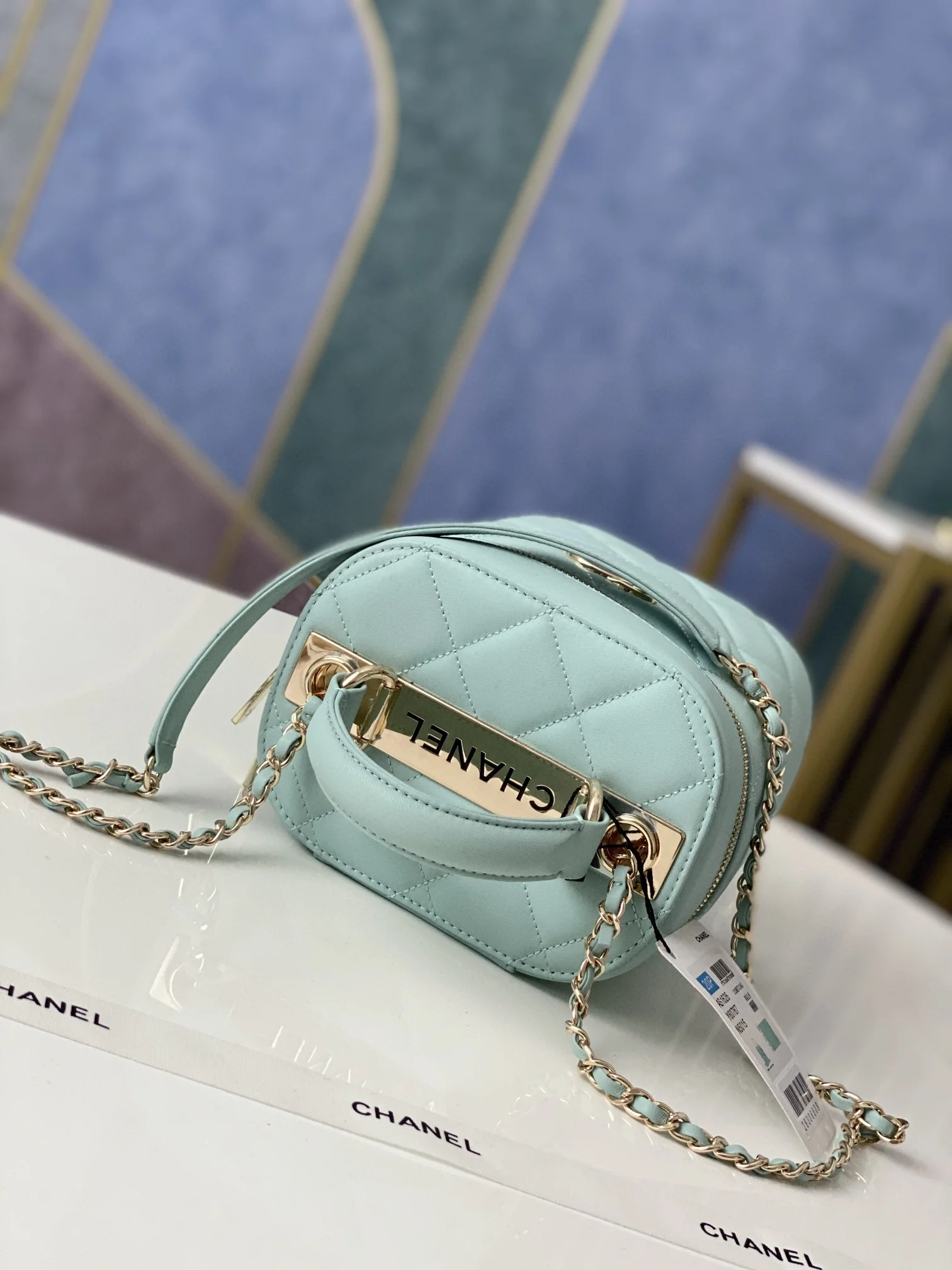 Chanel Vanity Case Gold Hardware Light Green For Women, Women&rsquo;s Handbags, Shoulder Bags 9.4in/24cm