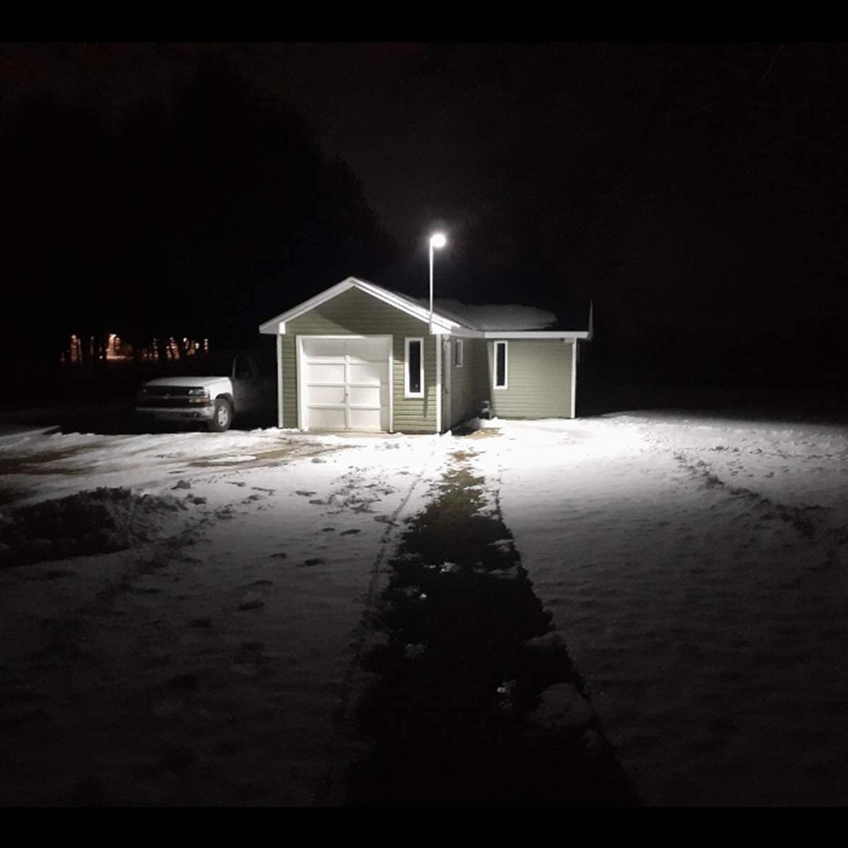 TERRASON LED Security Area Light 43 Watts - Barn Light Dusk to Dawn with Photocell - Ultra Bright Yard Light 5500 Lumens, 5000K