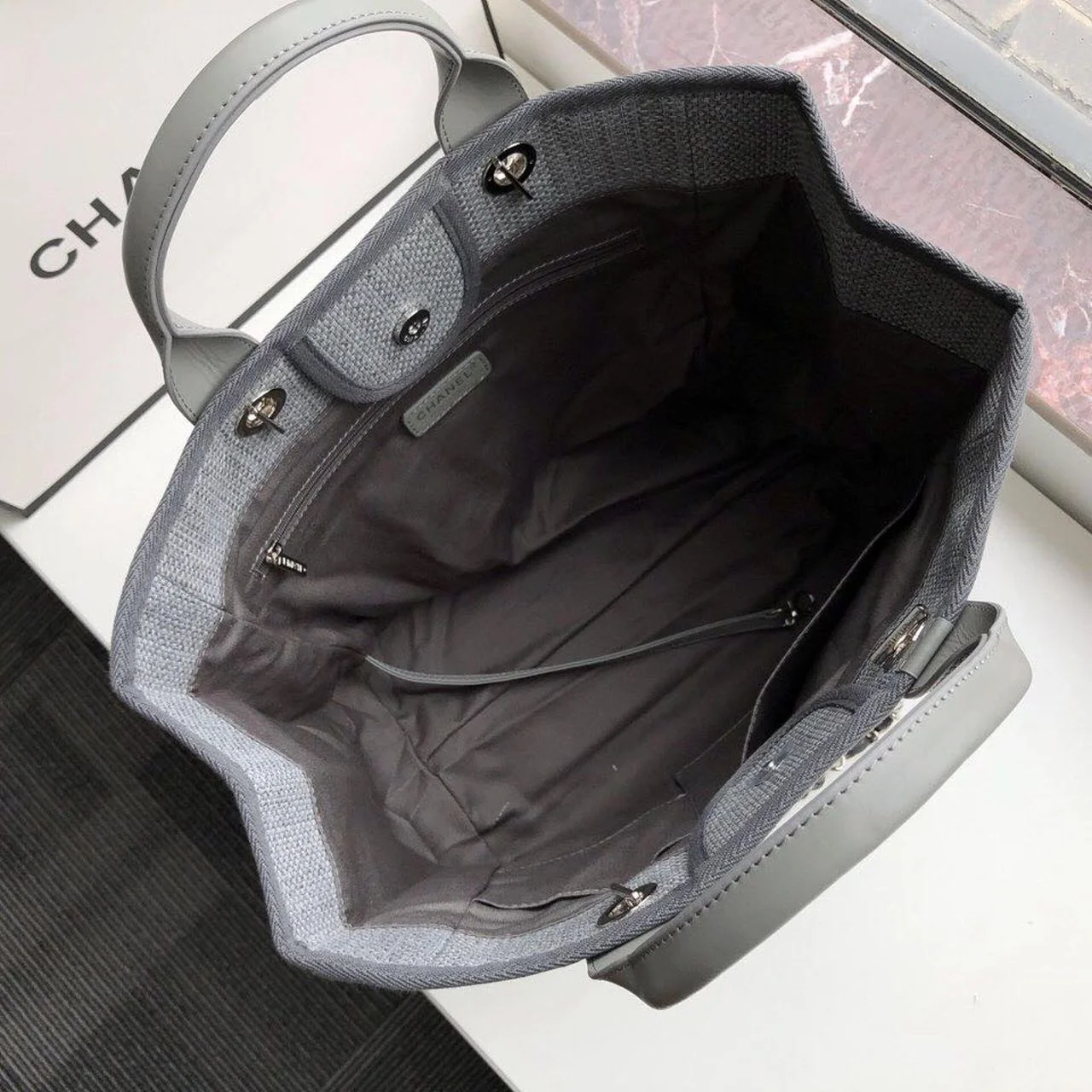 Chanel Small Shopping Bag Silver Hardware Grey For Women, Women&rsquo;s Handbags, Shoulder Bags 15.2in/39cm AS3257