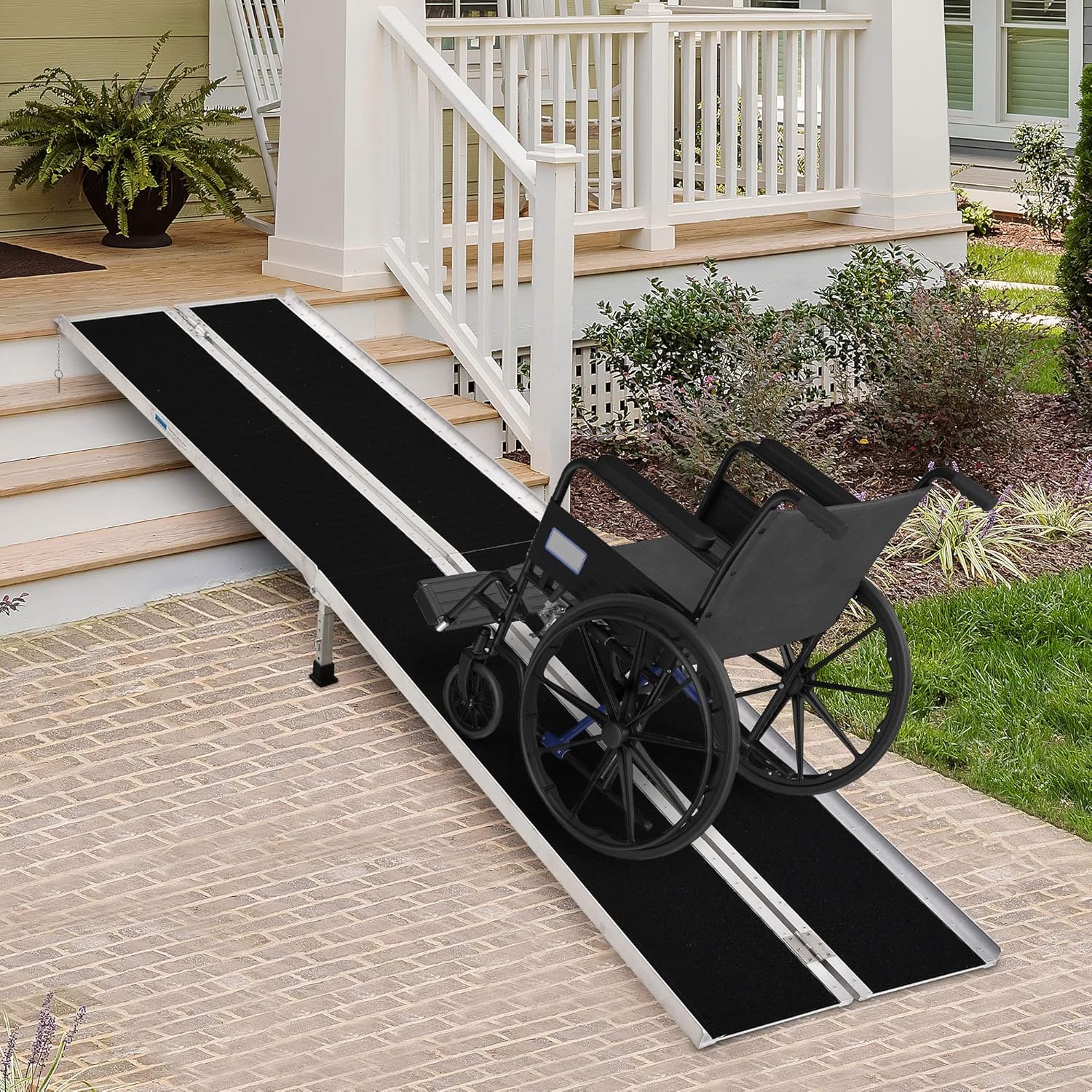 HOMCOM Aluminum Portable Skidproof PVC Carpeted Folding Wheelchair Ramp, 4'