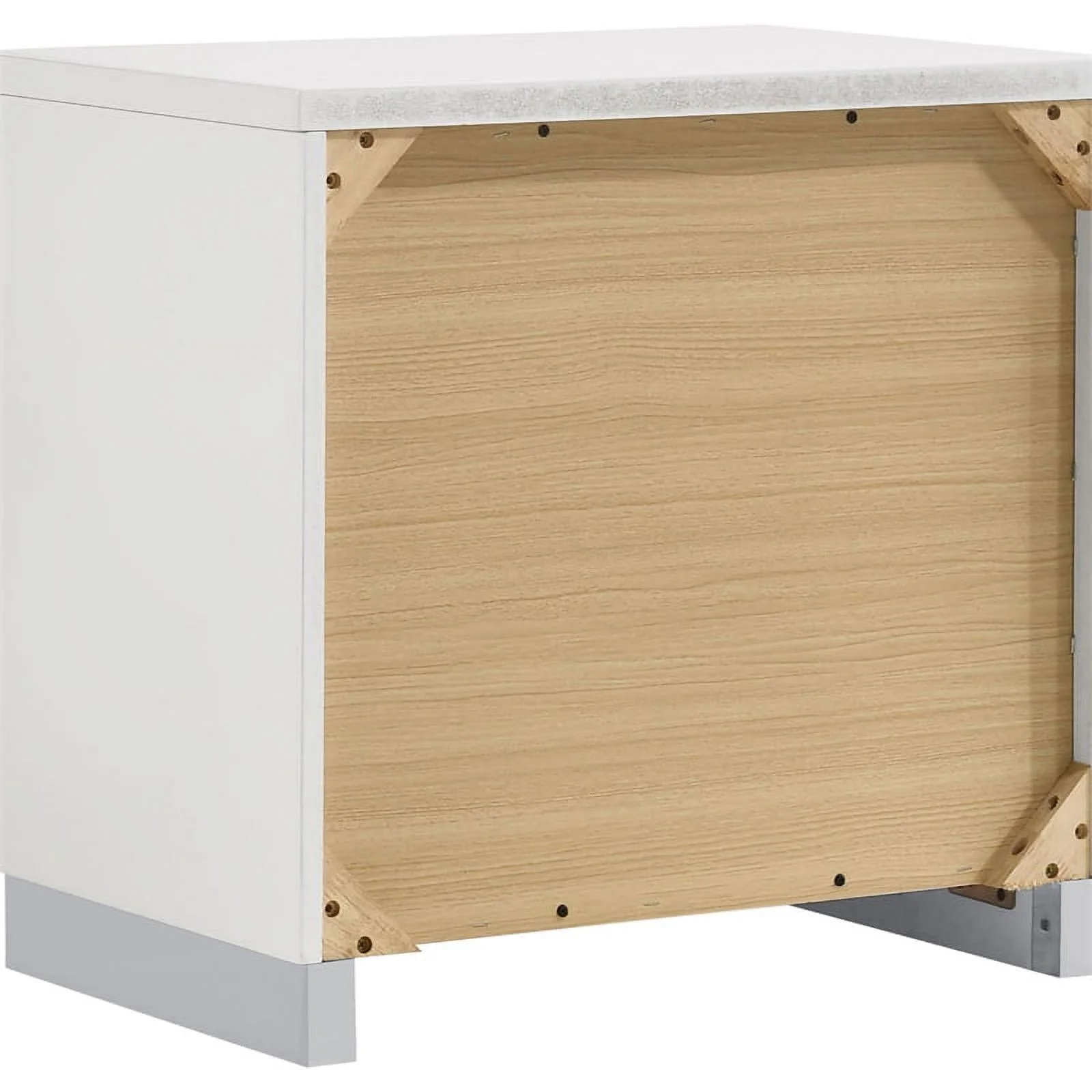 Pemberly Row 4-Piece Modern Wood Eastern King Bedroom Set in Glossy White
