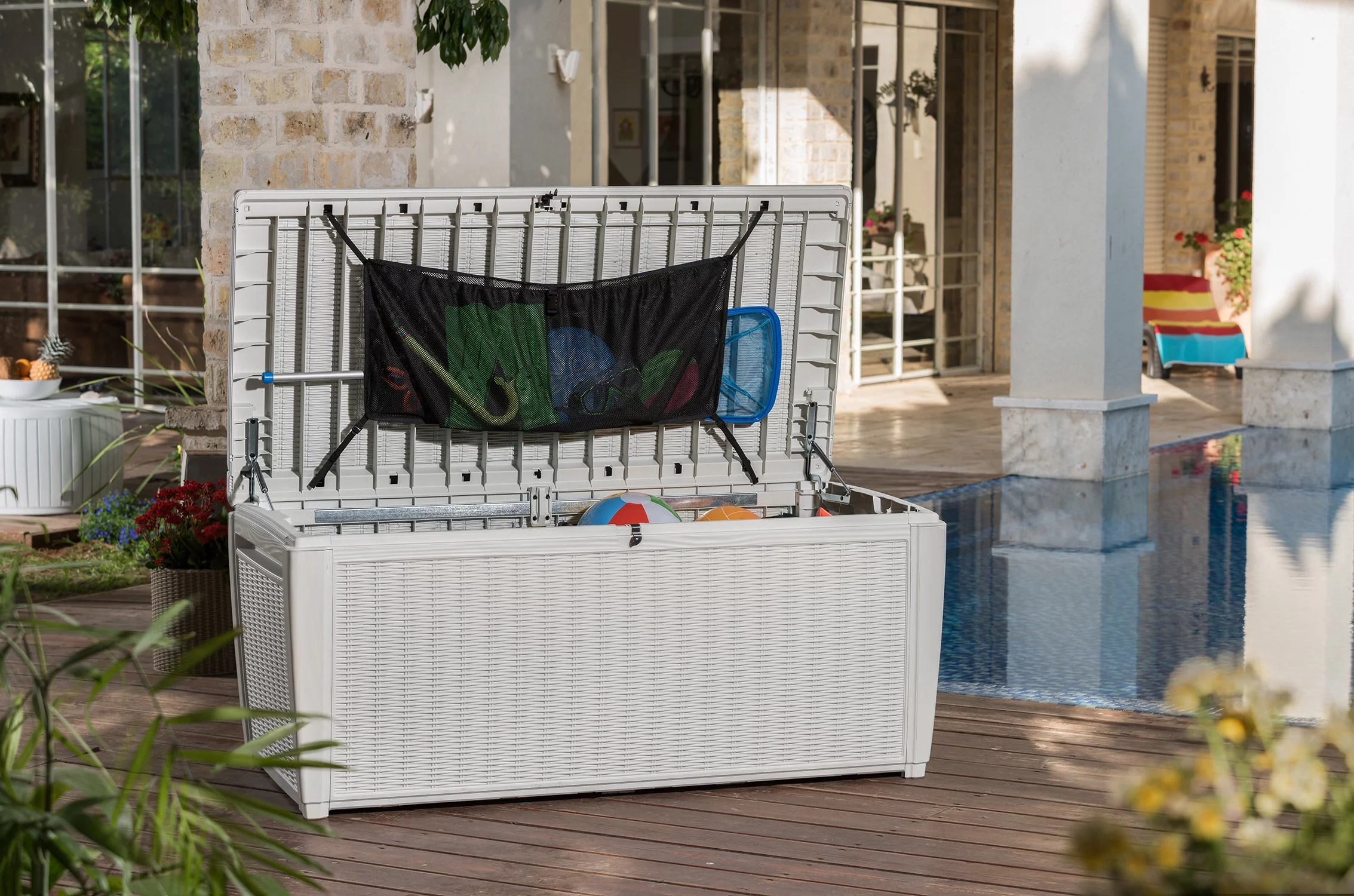 Keter Sumatra 135 Gallon Resin Deck Box with Pool Kit, White