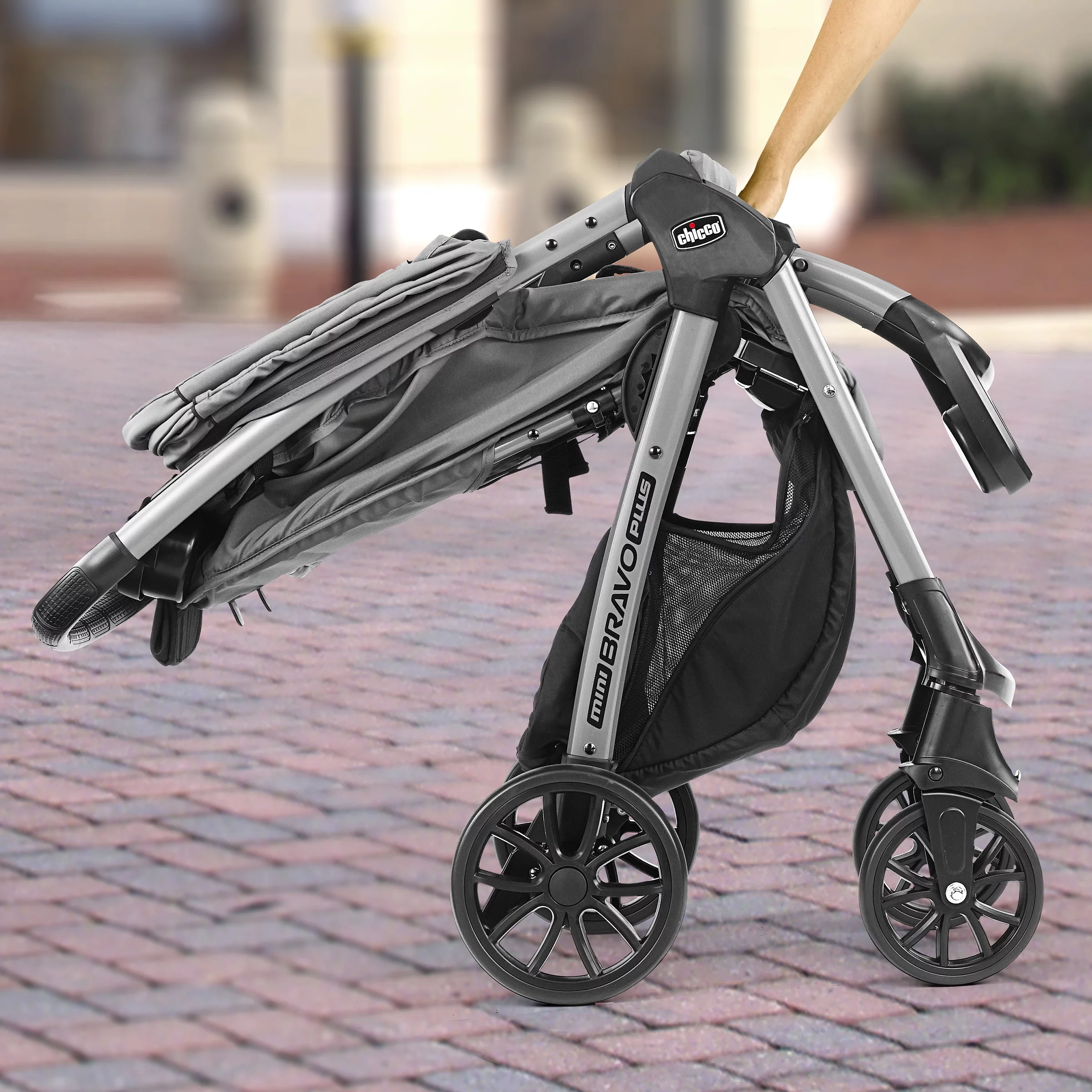 Chicco Mini Bravo Plus Travel System Stroller with KeyFit 30 Infant Car Seat - Slate (Grey)
