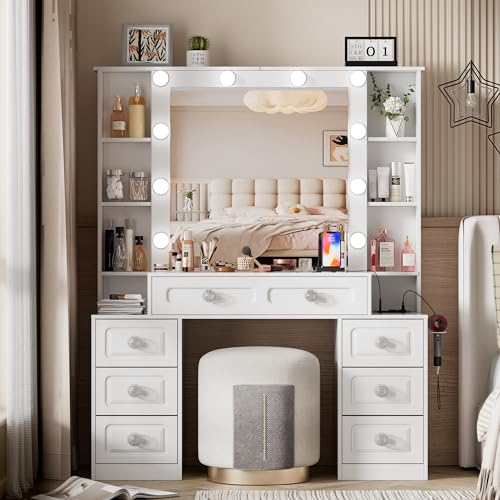 Farmhouse Makeup Vanity with Lighted Mirror & Charging Station, Vanity Desk Dresser Table with 3 Lighting Modes Brightness Adjustable,Drawers