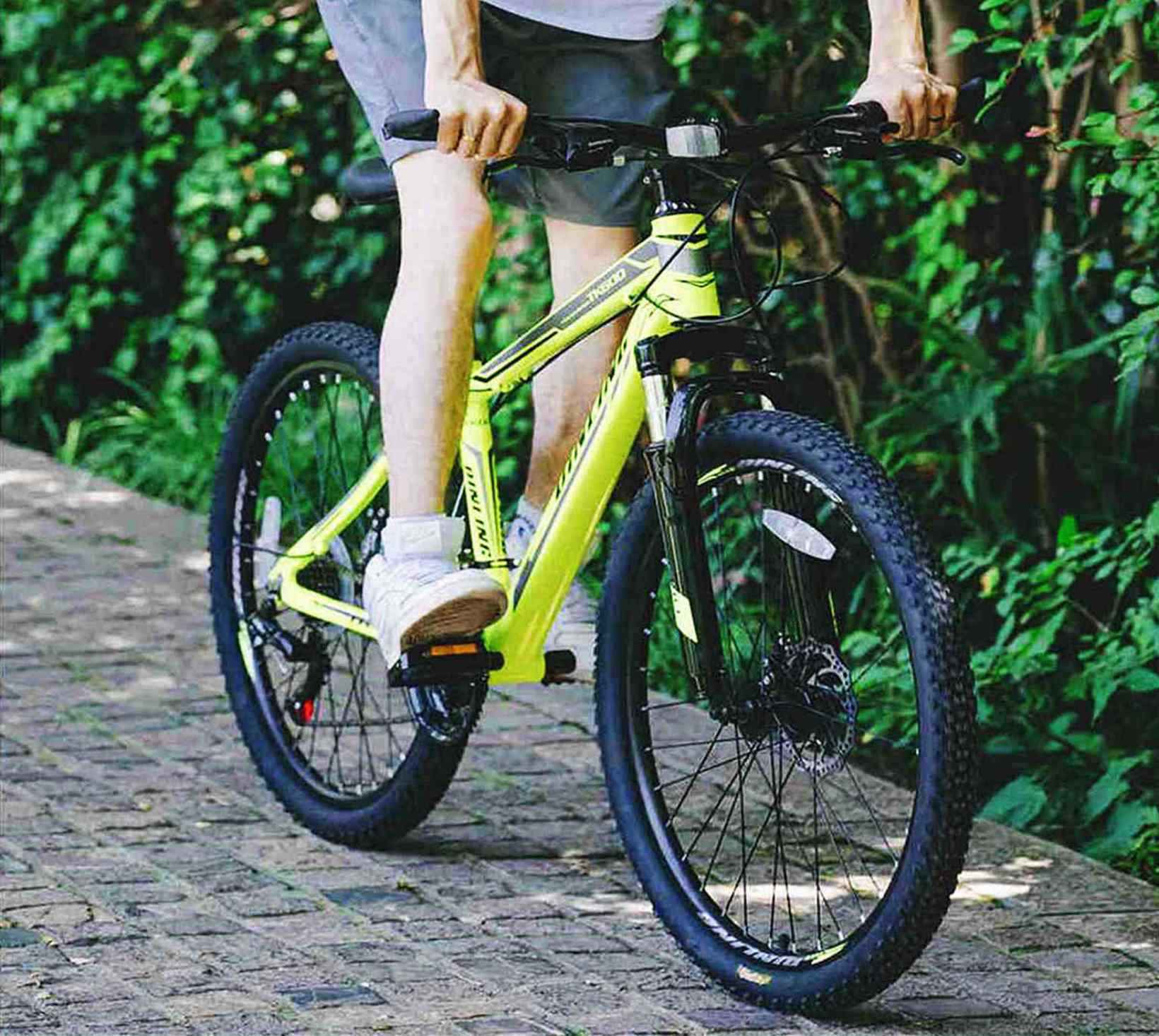 YAPENG 26 inch Mountain Bike, 21-Speed Adult Hybrid Mountain Bicycle for Men Women