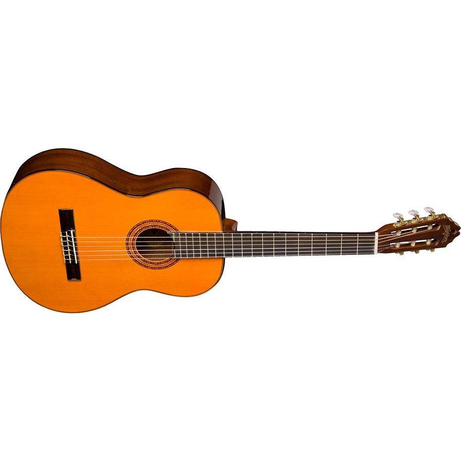Washburn C5 Classical Acoustic Guitar. Natural