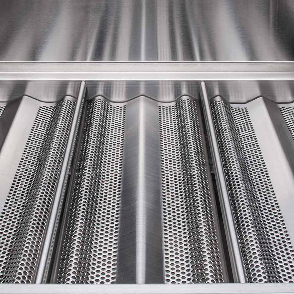 Blaze Prelude LBM 32-Inch 4-Burner Built-in Natural Gas Stainless Steel Grill with Flame-Stabilizing Grids, Heat Zone Separators, Drip Tray and Hood