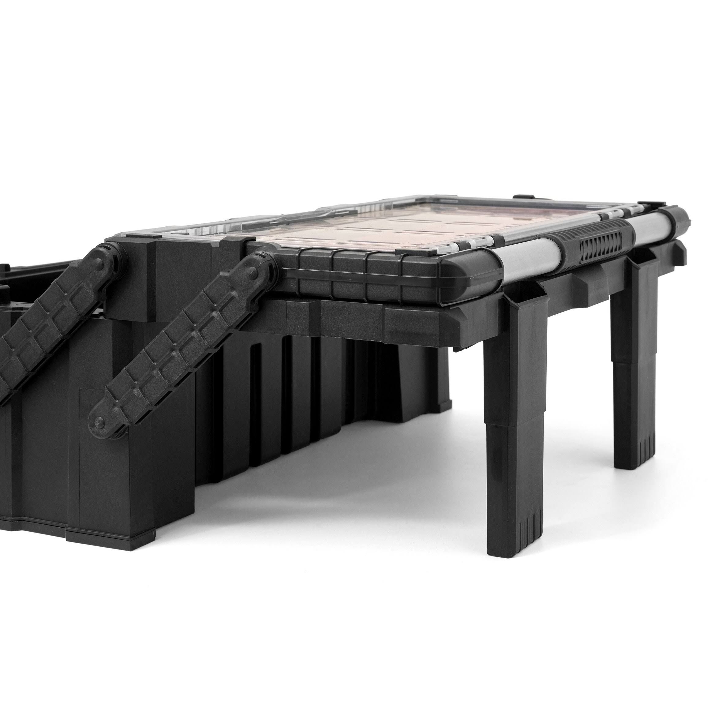 Keter 22 inch Cantilever Tool Box