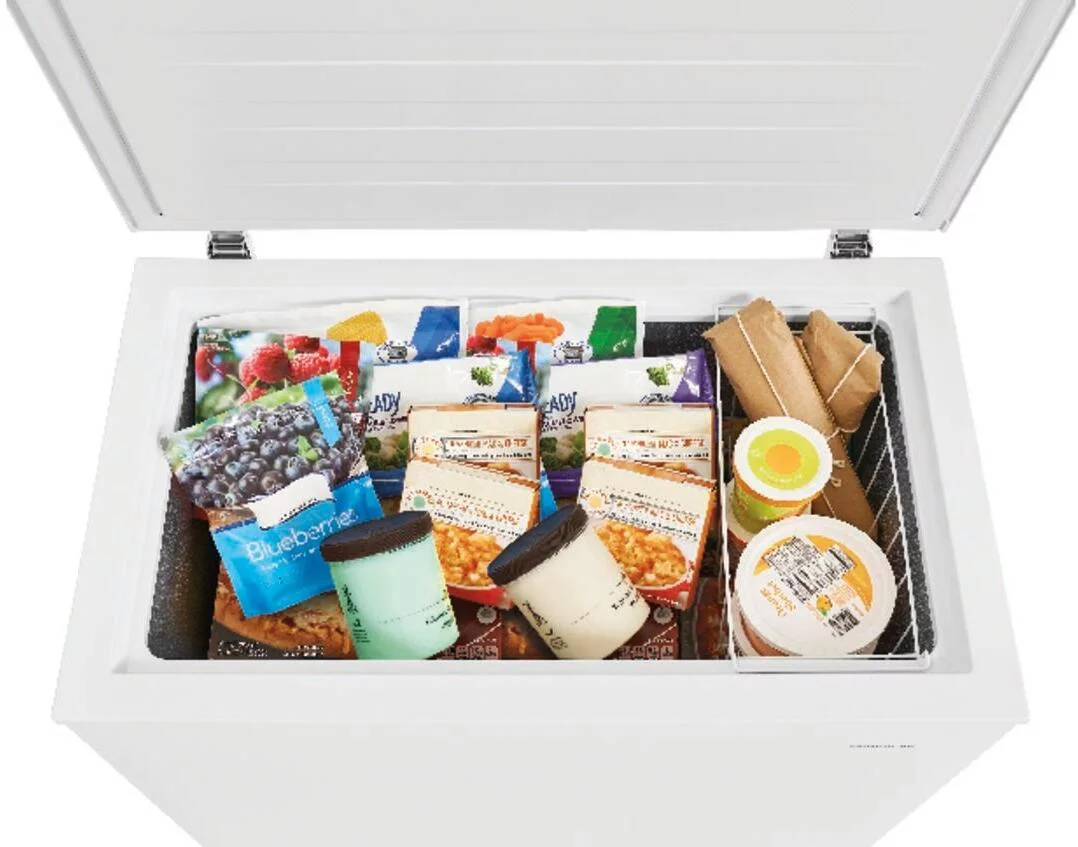 Frigidaire FFFC07M2UW 38 Chest Freezer with 7.2 cu. ft. Capacity  CSA Listed  Adjustable Temperature Control  Defrost Water Drain  and Removable