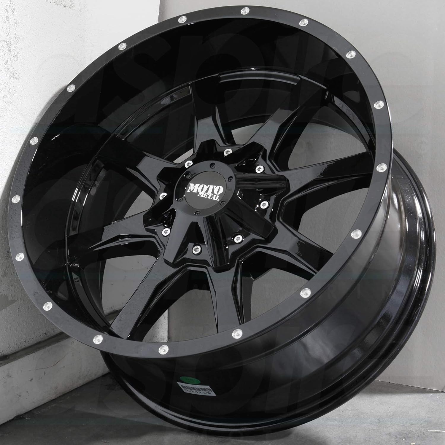 Moto Metal MO970 20x10 6x135/6x5.5" -24mm Gloss Black Wheel Rim 20" Inch