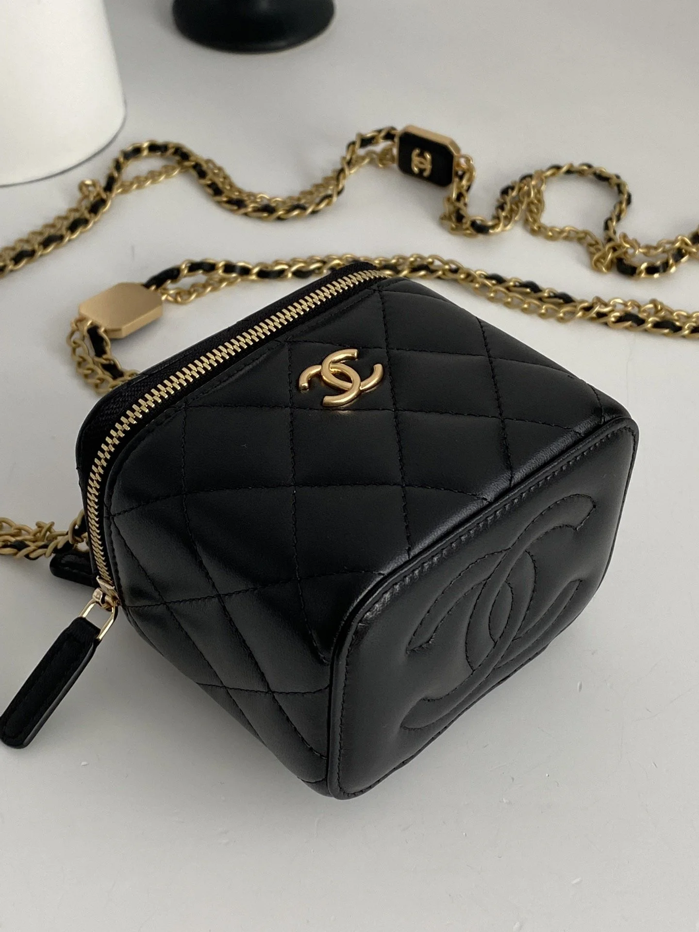 Chanel Small Vanity With Chain Black For Women, Women&rsquo;s Bags 4.3in/11cm