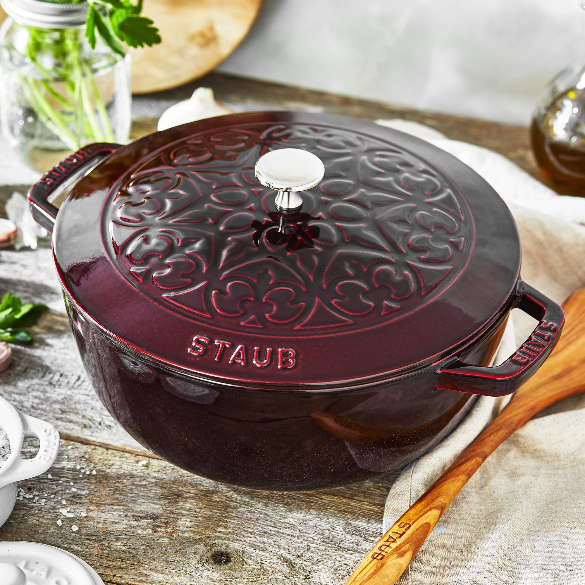 Staub Cast Iron 3.75-qt Essential French Oven with Lilly Lid - Grenadine