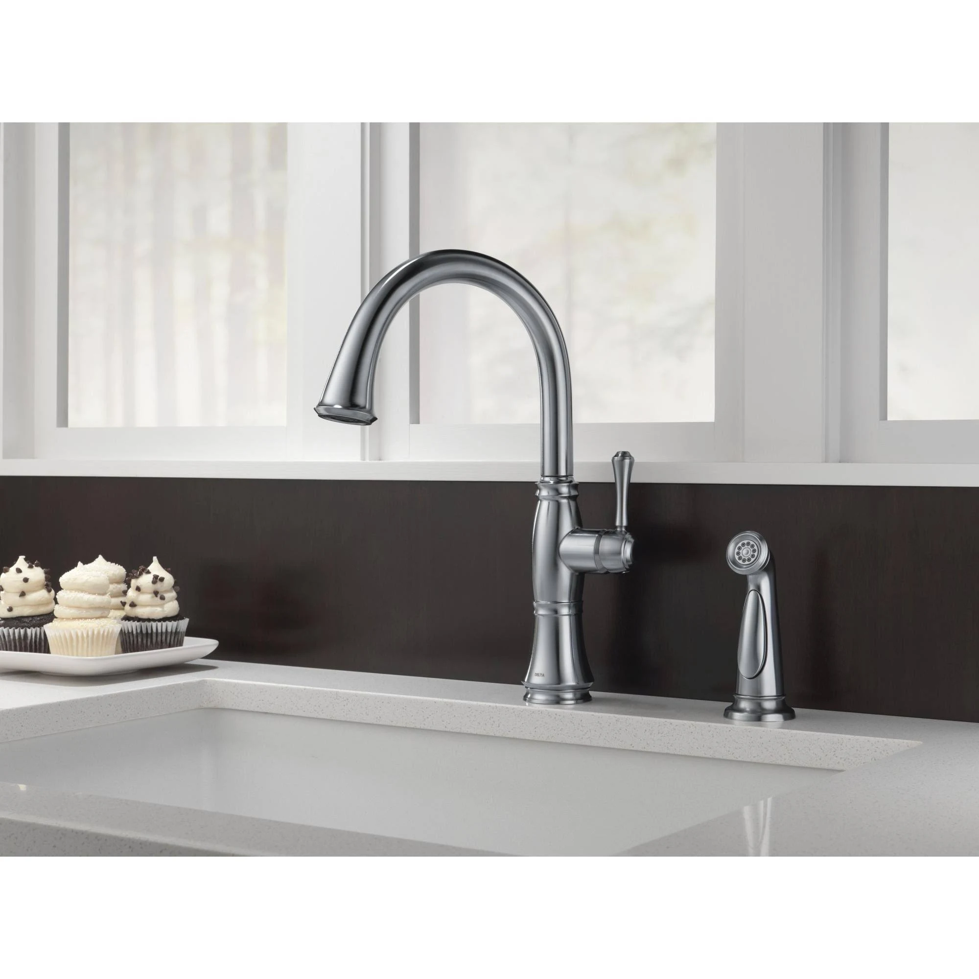 Delta 4297-RB-DST Cassidy Single Handle Kitchen Faucet with Spray - Venetian Bronze