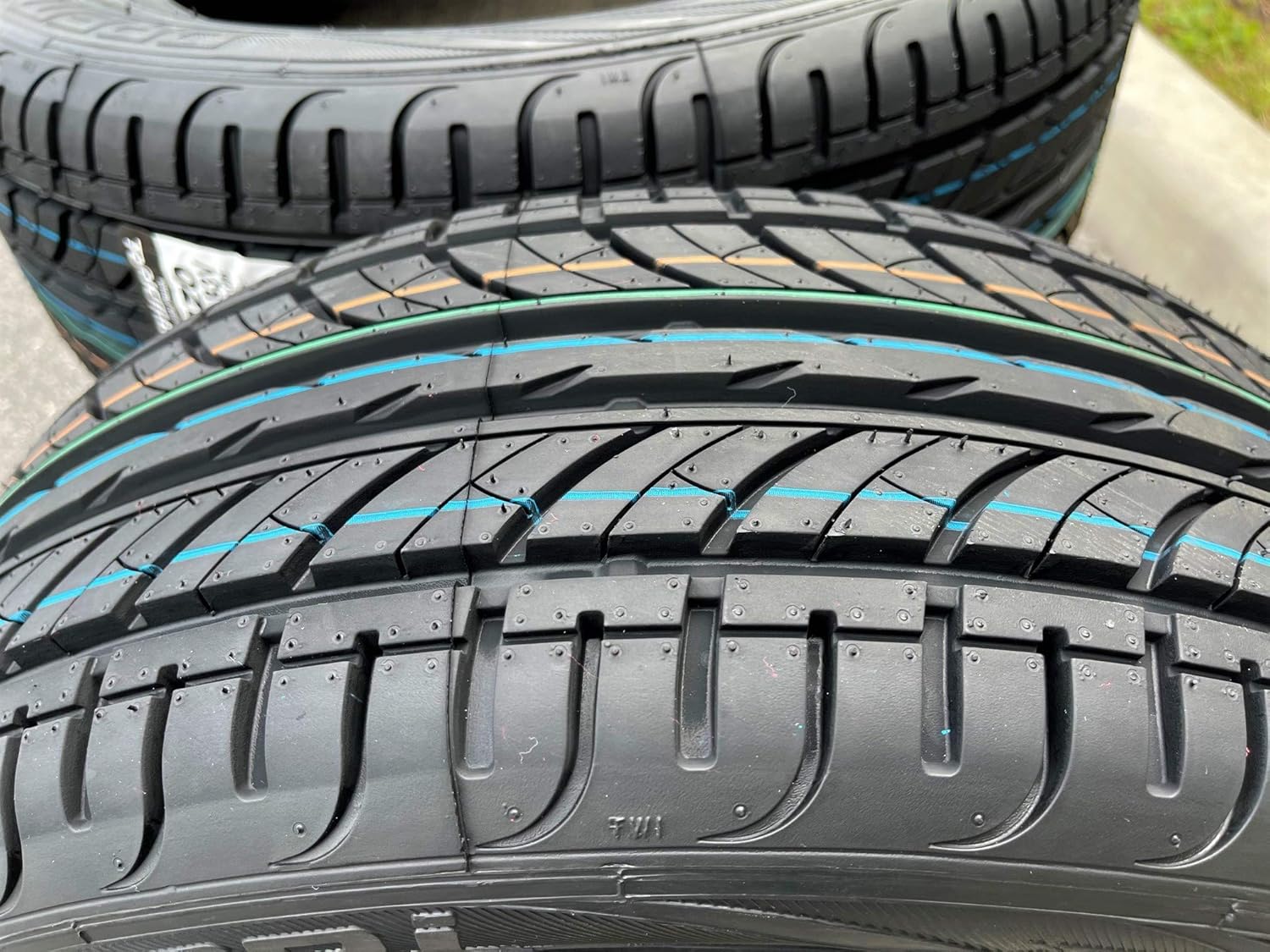 Set of 4 (FOUR) Premiorri Solazo Summer Performance Radial Tires-205/60R16 205/60/16 205/60-16 92V Load Range SL 4-Ply BSW Black Side Wall