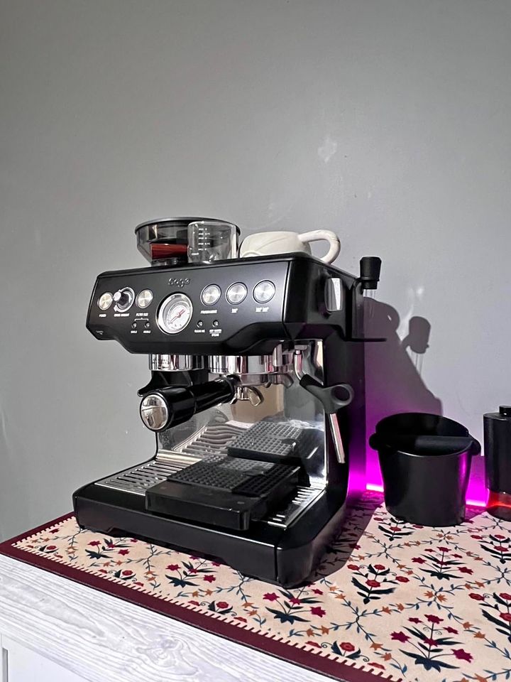 Sage Barista Touch Impress including accessories