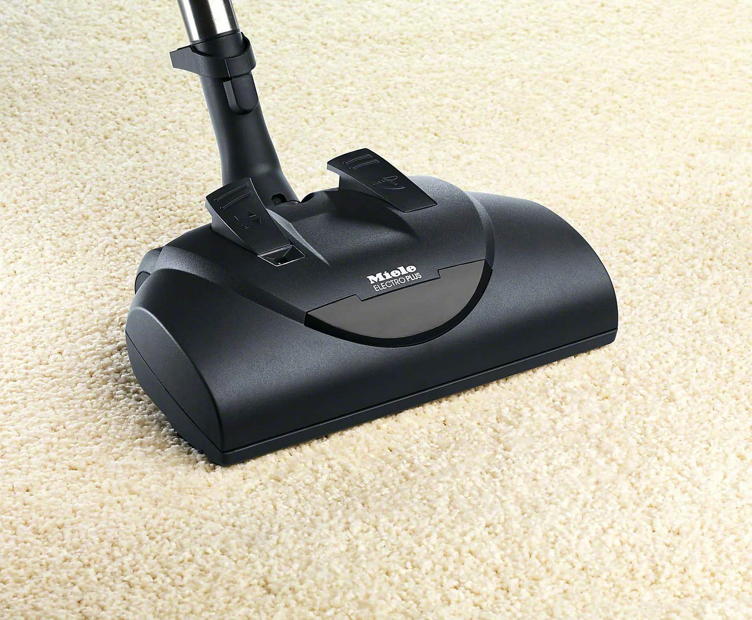 Miele Classic C1 Cat and Dog Canister HEPA Vacuum Cleaner with SEB228 Powerhead Bundle