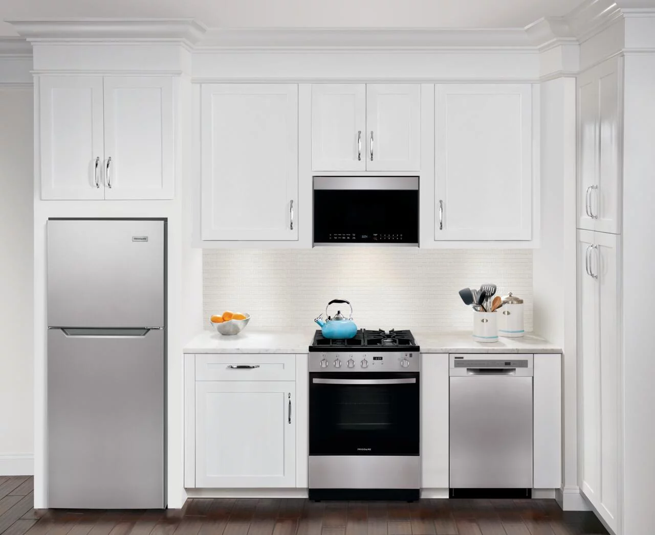 FRIGIDAIRE FFGH2422US Frigidaire 24'' Front Control Freestanding Gas Range