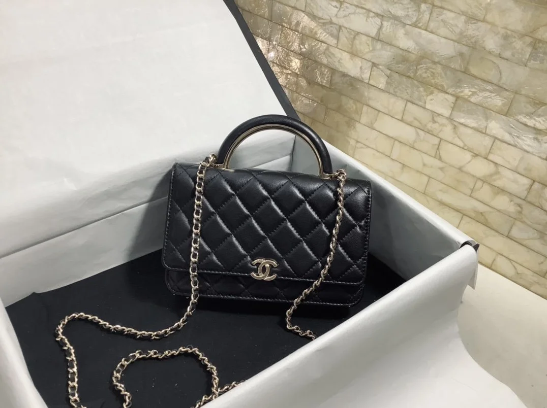 Chanel Hand-Held Oblique Cross Bag Black For Women, Women&rsquo;s Bags 6.7in/19cm