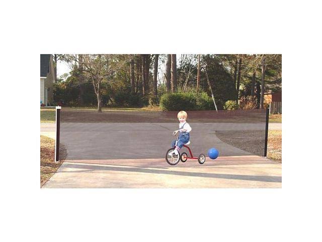 Kid Kusion 18 Foot Retractable Driveway Guard - Black Netting