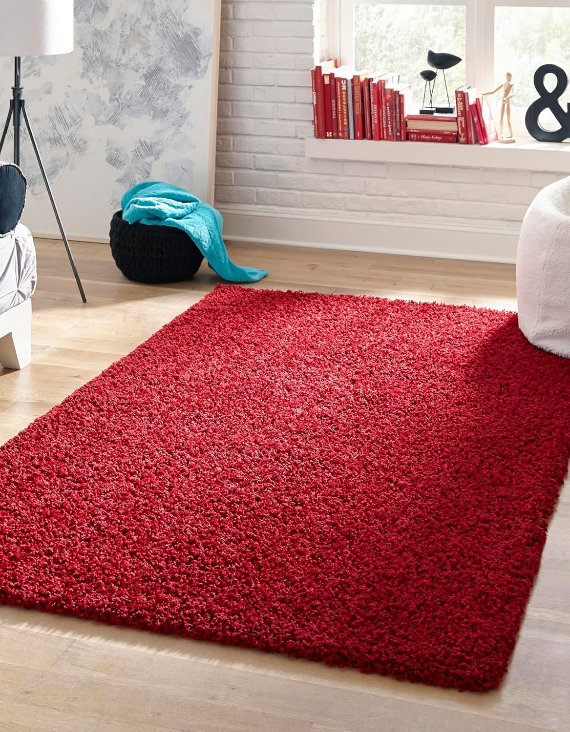 Rugs.com - Über Cozy Solid Shag Collection Rug – 8' x 11' Cherry Red Shag Rug Perfect for Living Rooms, Large Dining Rooms, Open Floorplans