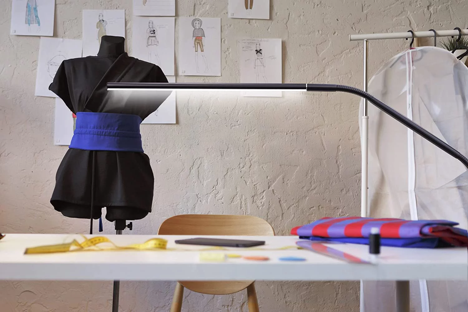 Daylight Slimline 3 LED Black Table Lamp