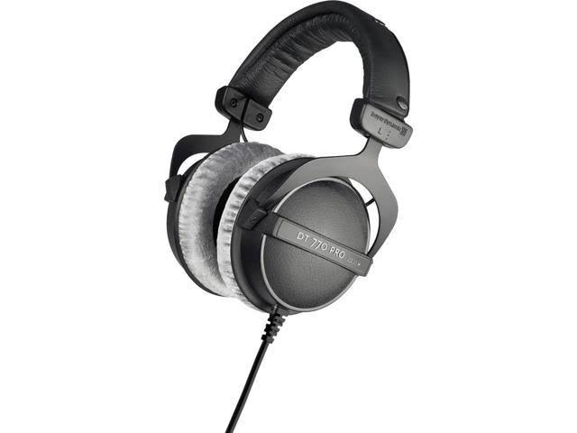 Beyerdynamic DT 770 Pro 250 Ohms Studio Headphones with Deco Gear Hardbody Case Bundle