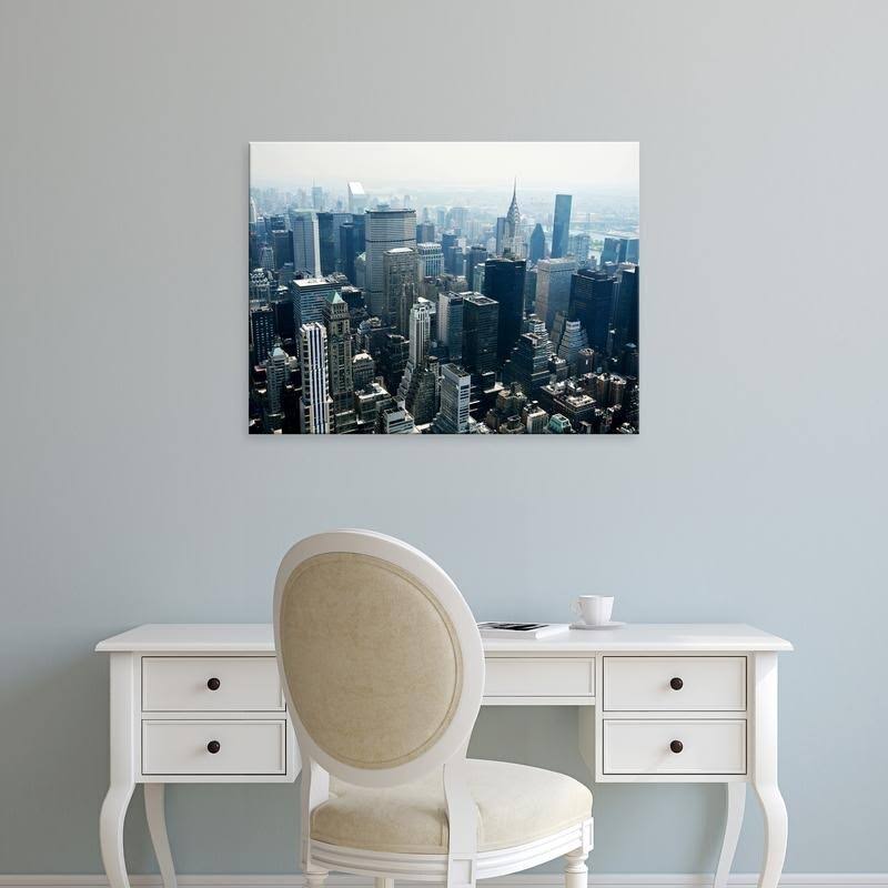 Easy Art Prints PhotoINC Studio's 'Manhattan' Premium Canvas Art - 24 x 32 - Classic Black Frame