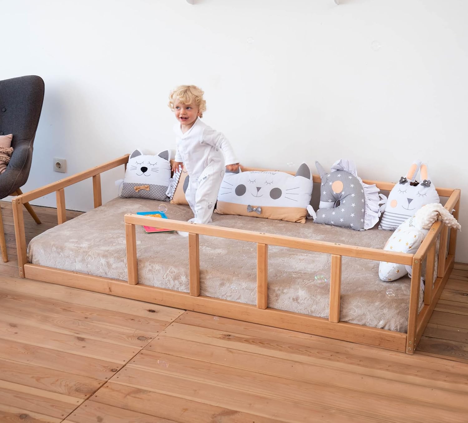 BUSYWOOD Platform Bed for Nursery - Bedroom Furniture for Toddlers - Montessori Floor Bed in Playroom for Boy and Girl (Model 10