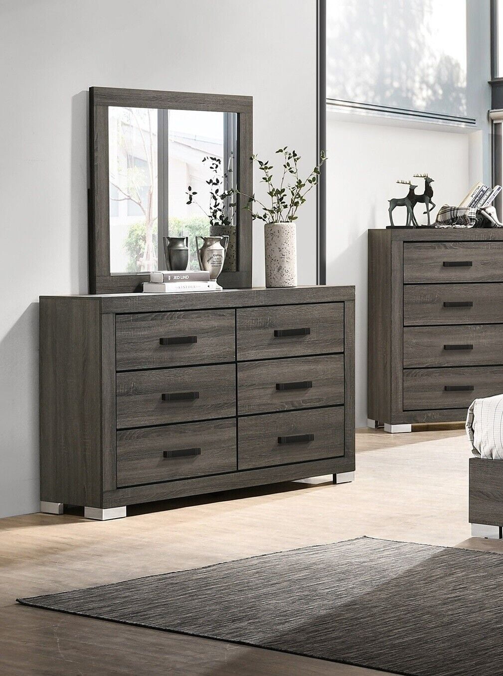 Classic Contemporary Unique 4pc Bedroom Furniture Queen Size Bed Dresser Mirror Nightstand Crafted Design Bedframe