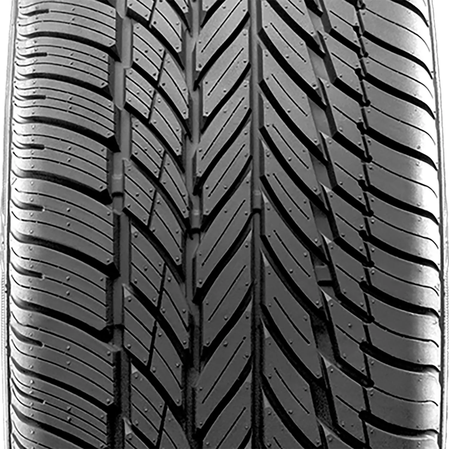 Vogue Custom Built Radial VIII Performance 235/50R18 101V XL Passenger Tire