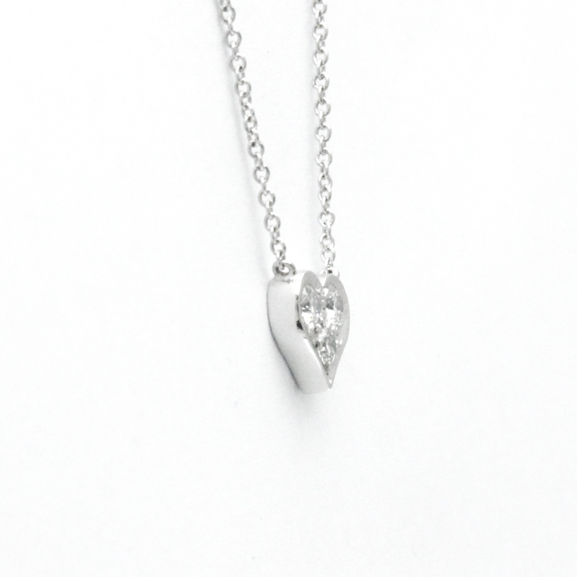 Pre-Owned Tiffany Sentimental Heart Necklace Platinum Diamond Men,Women Fashion Pendant Necklace (Silver) (Good)