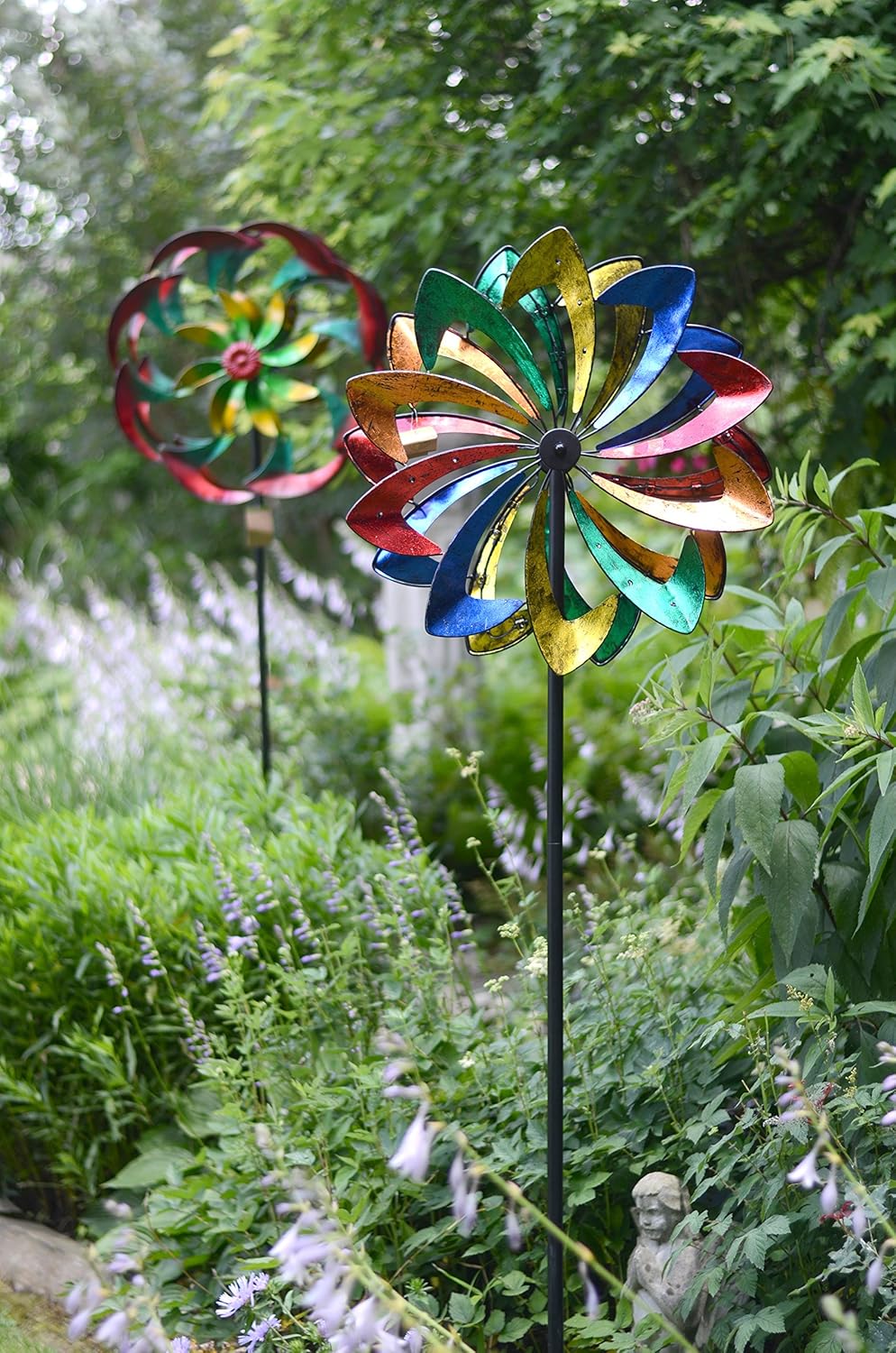 Red Carpet Studios 34417 Vibrant Garden Art Spinner, Multicolor Petal, with Wind Powered Lights