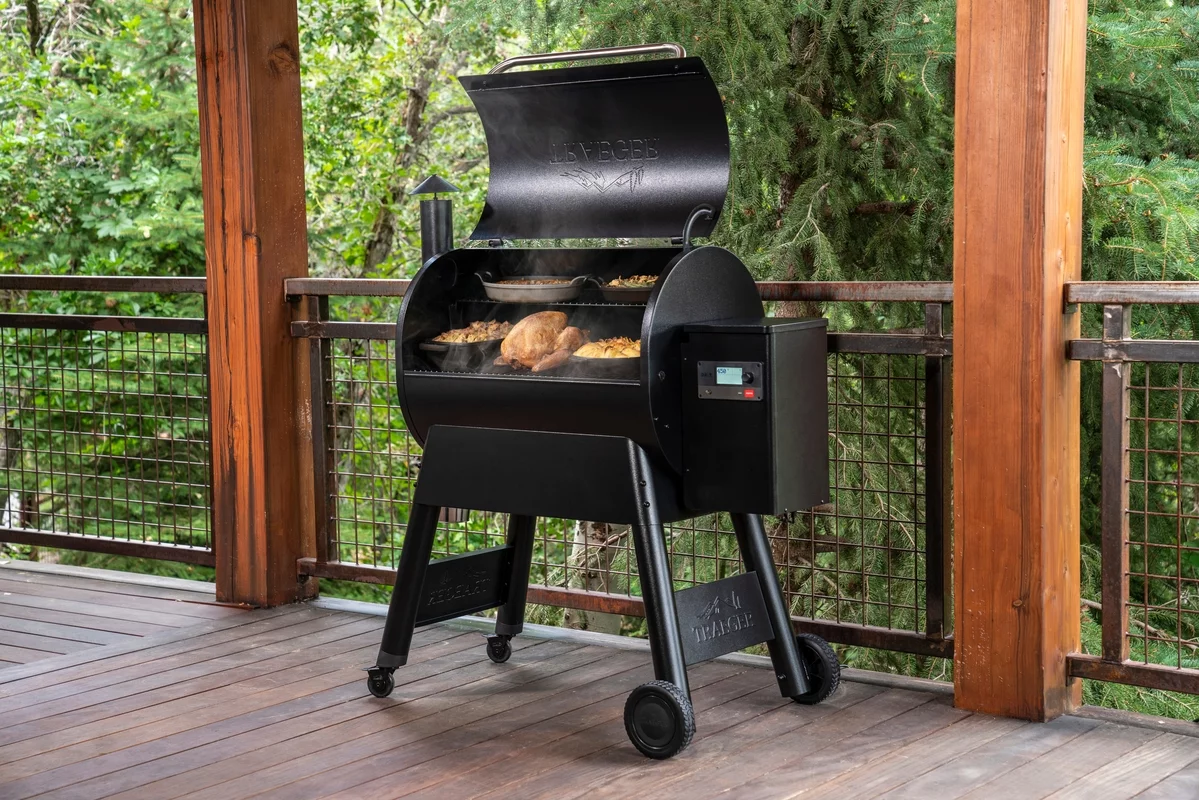 Traeger Pellet Grills Pro 780 Wood Pellet Grill and Smoker - Black