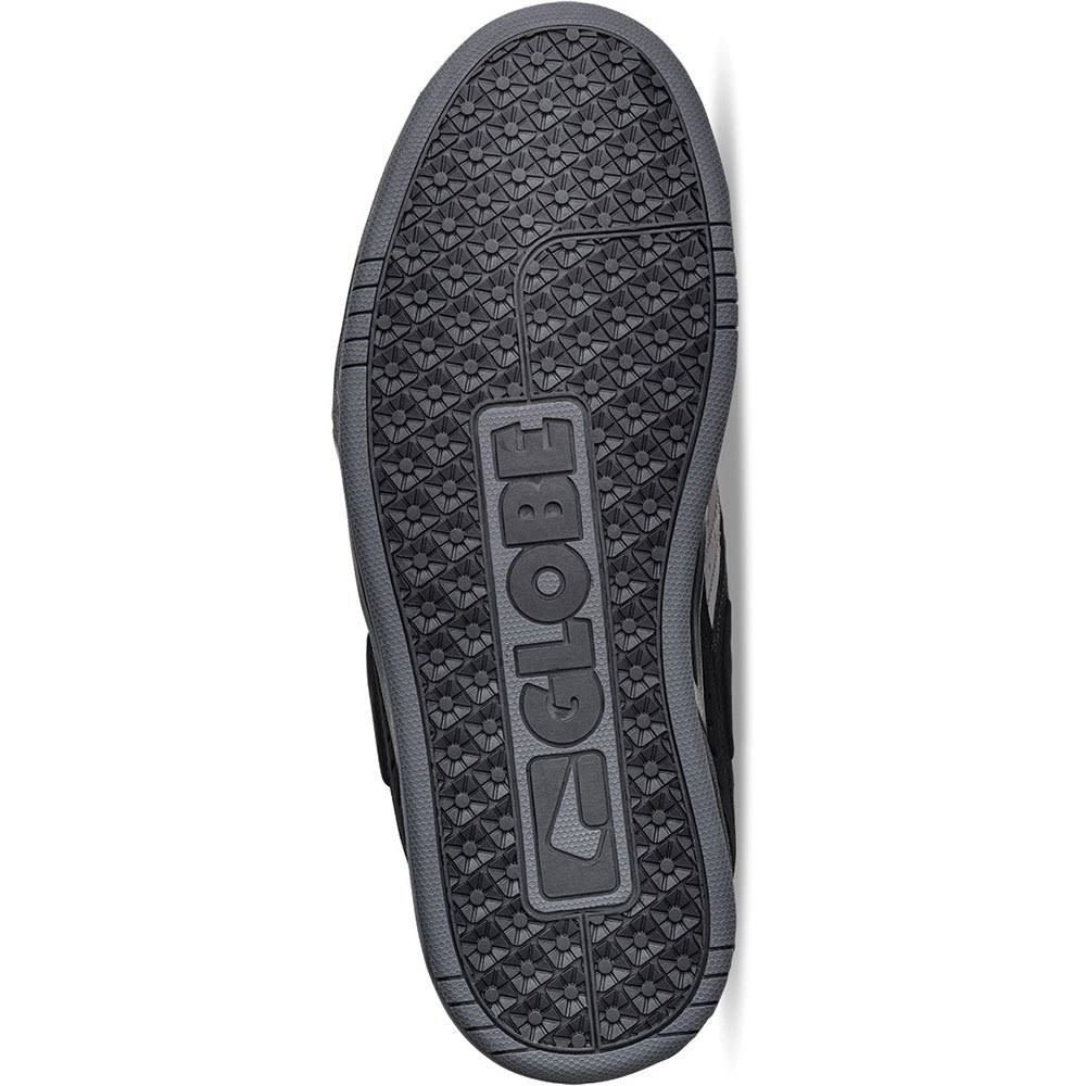 Globe Fusion Trainers 8.5