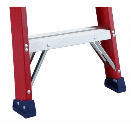Westward 44YY30 12 ft Fiberglass 300 lb Capacity Stepladder iA