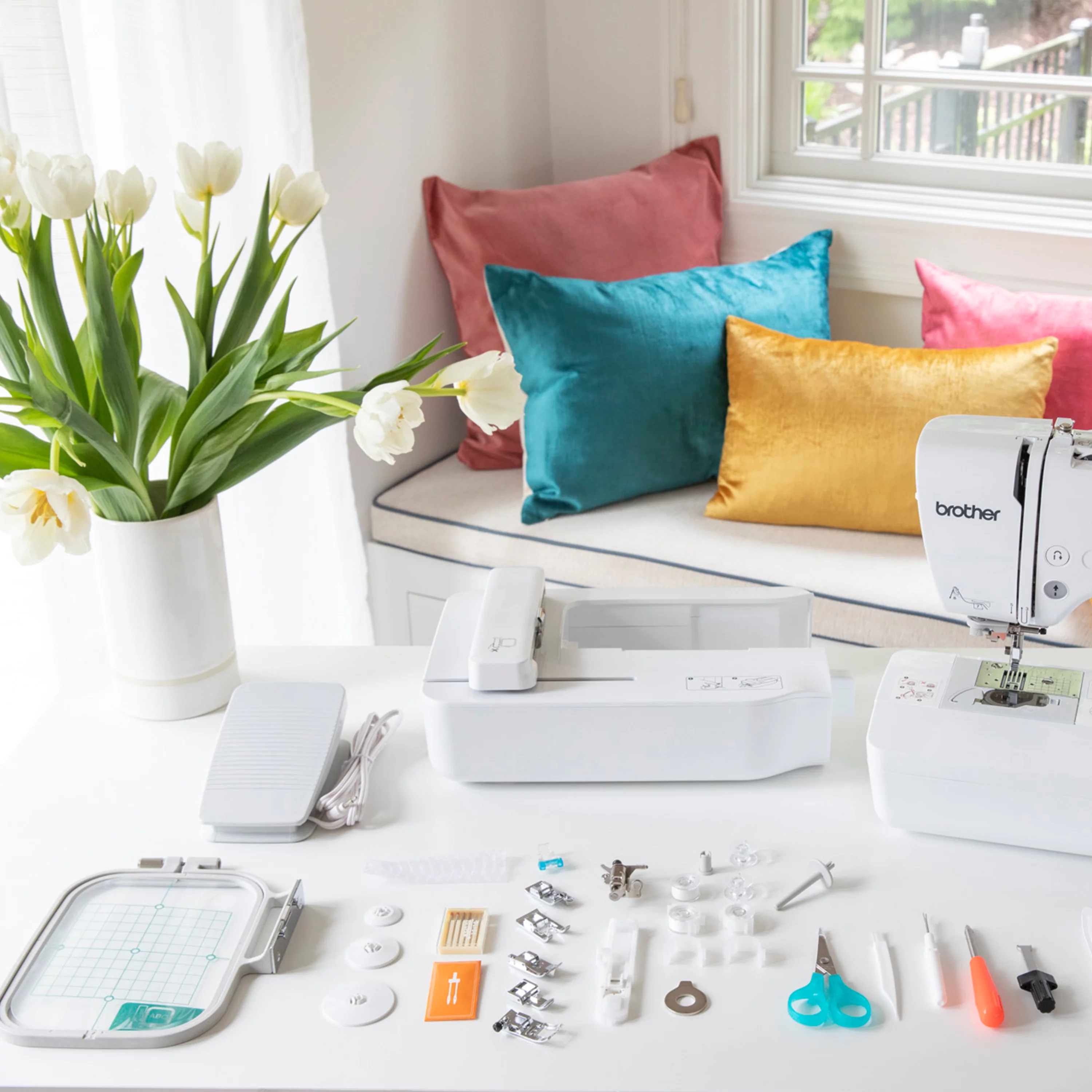 Brother SE700 Computerized Sewing & Embroidery Machine with Built-in Designs & Wireless Connectivity