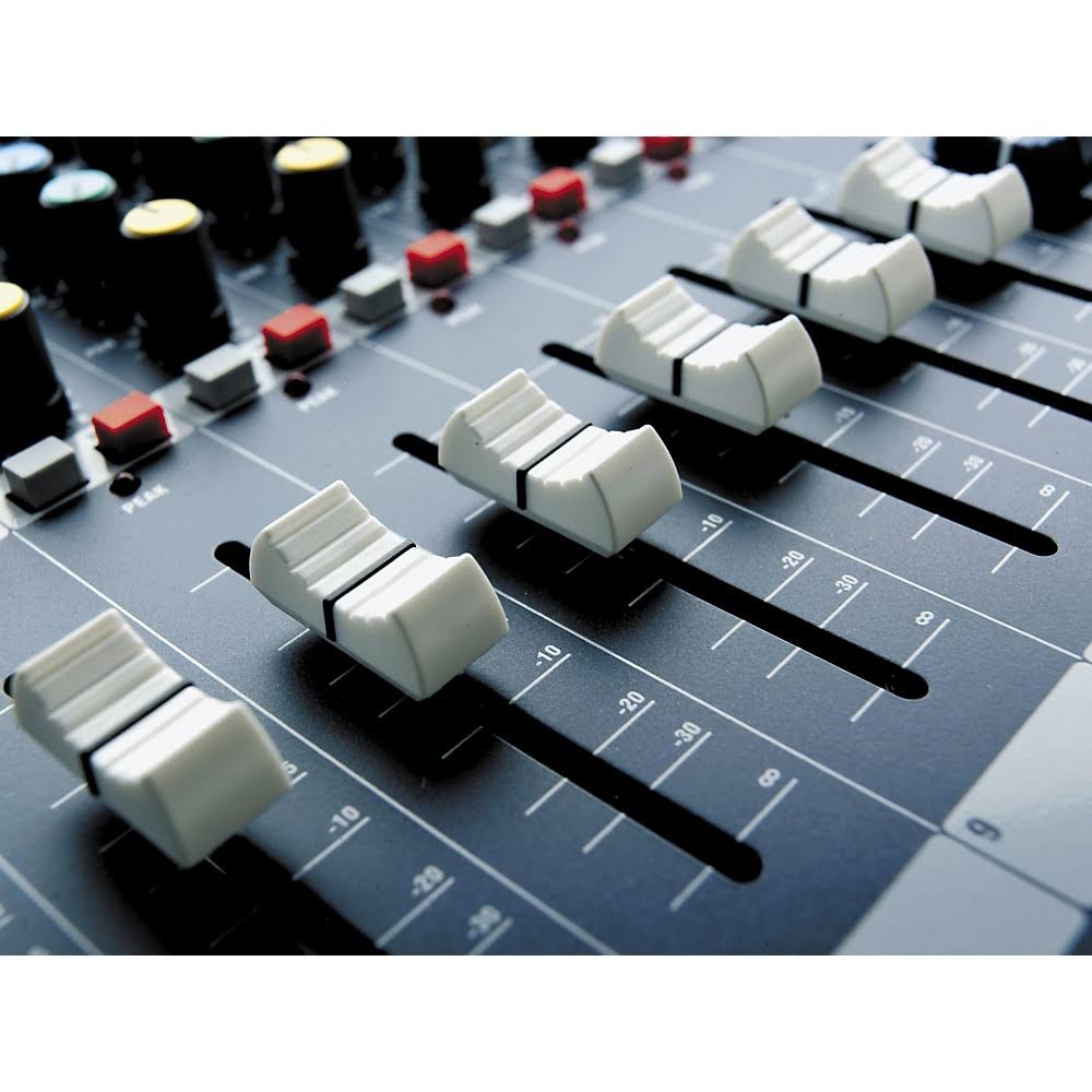 Soundcraft EPM6 - 6-Channel Mixer